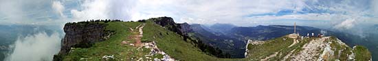 A la croix du Mont Granier